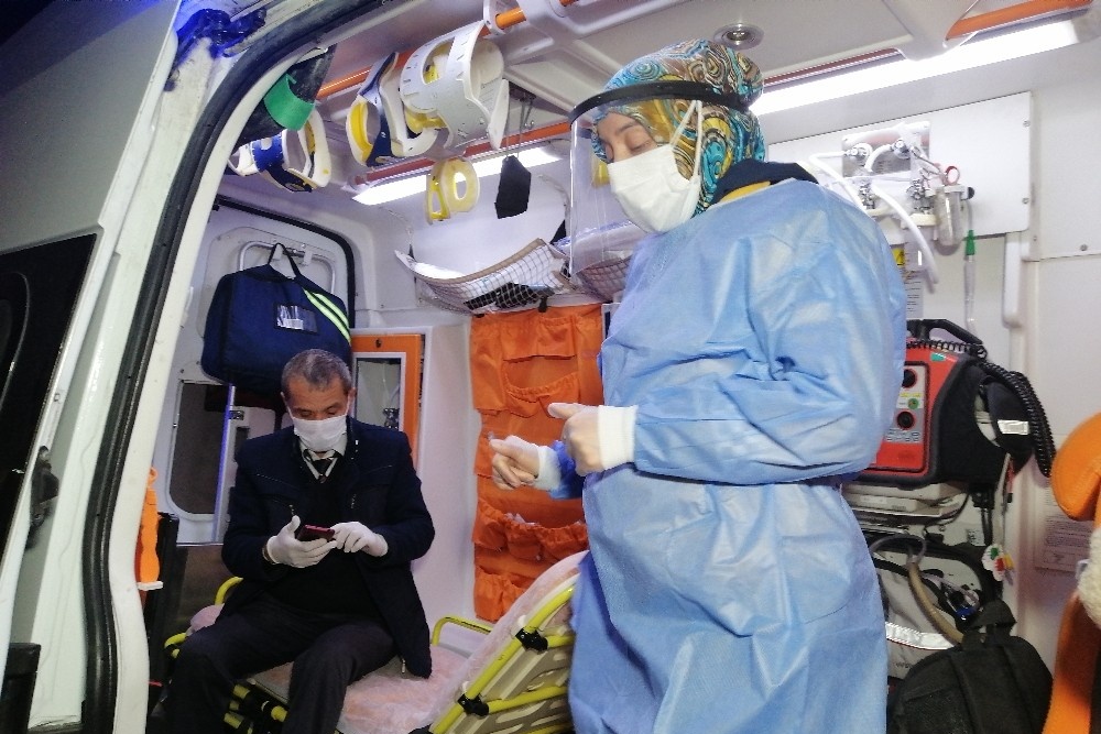 Karantinada olması gereken otobüs şoförü seferde yakalandı