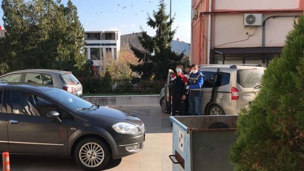 16 yaşındaki hırsızlık ve gasp şüphelisi tutuklandı
