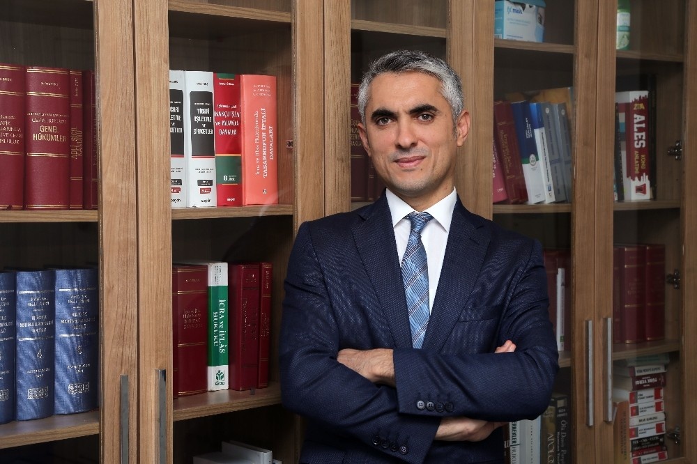 Avukat Öcal, pandemi döneminde iş hukuku ihlallerine dikkat çekti, uyardı