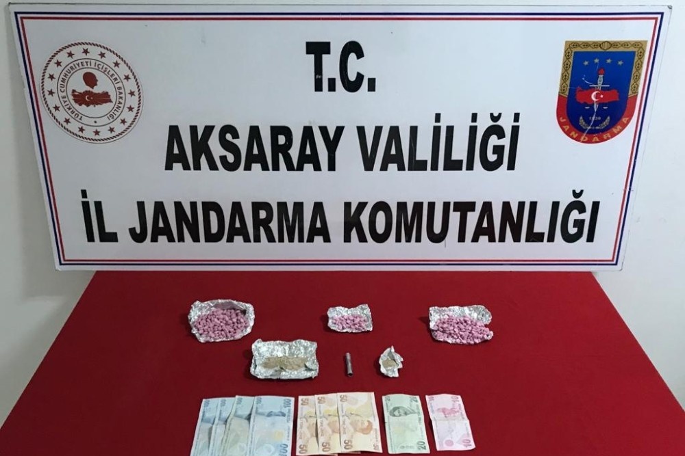 Jandarmadan uyuşturucu tacirlerine büyük darbe