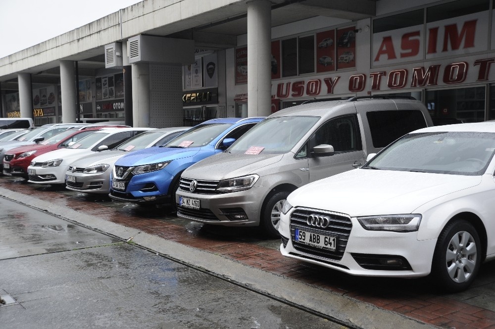 İkinci el araç piyasasında durgunluk yaşanıyor