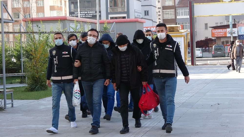 Niğde merkezli FETÖ operasyonunda 7 şüpheli daha adliyeye sevk edildi