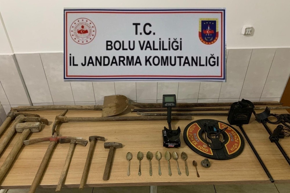 Bolu’da kaçak kazı operasyonu: 5 gözaltı