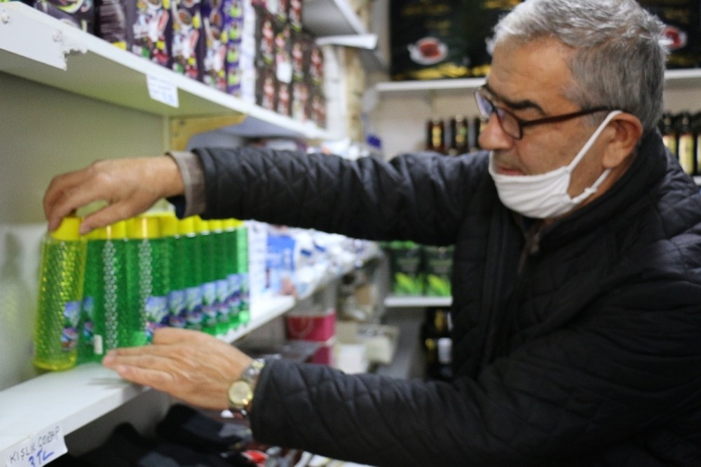 Kış ayının vazgeçilmezi ıhlamurun kolonyasını yaptırdı, siparişlere yetişemiyor