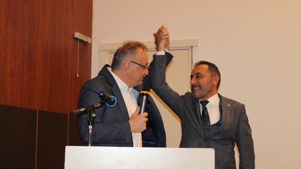 İYİ Parti Yenişehir’de istifa depremi