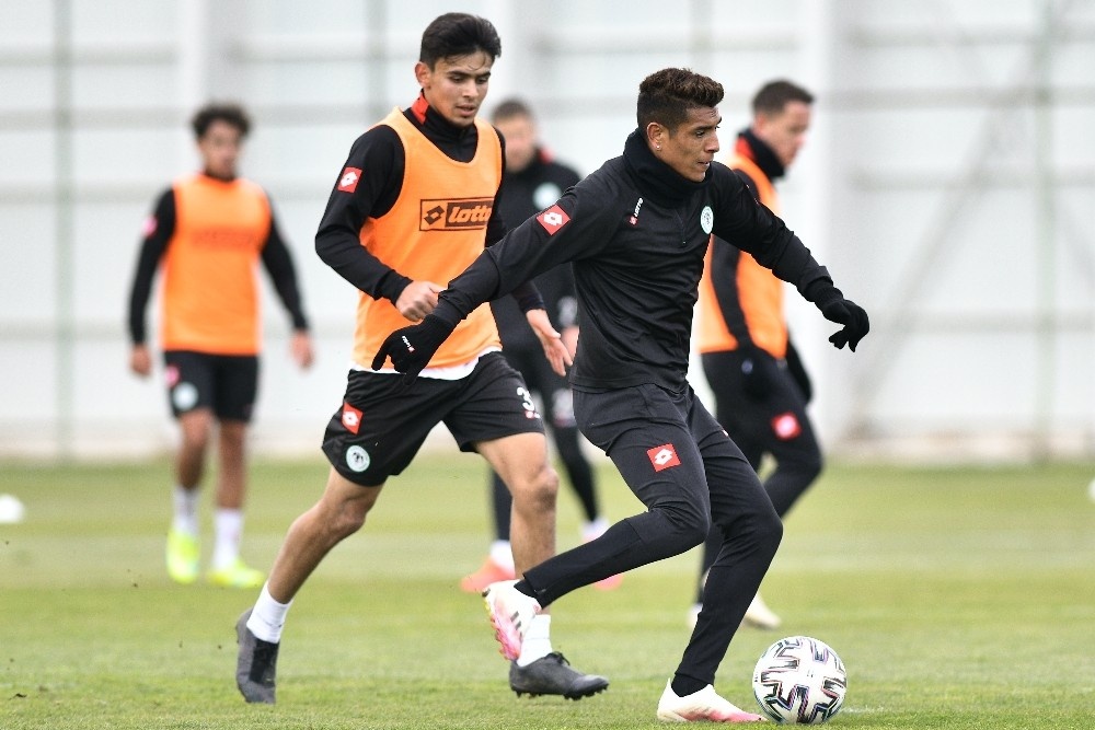 Konyaspor, Kasımpaşa maçı hazırlıklarını sürdürdü