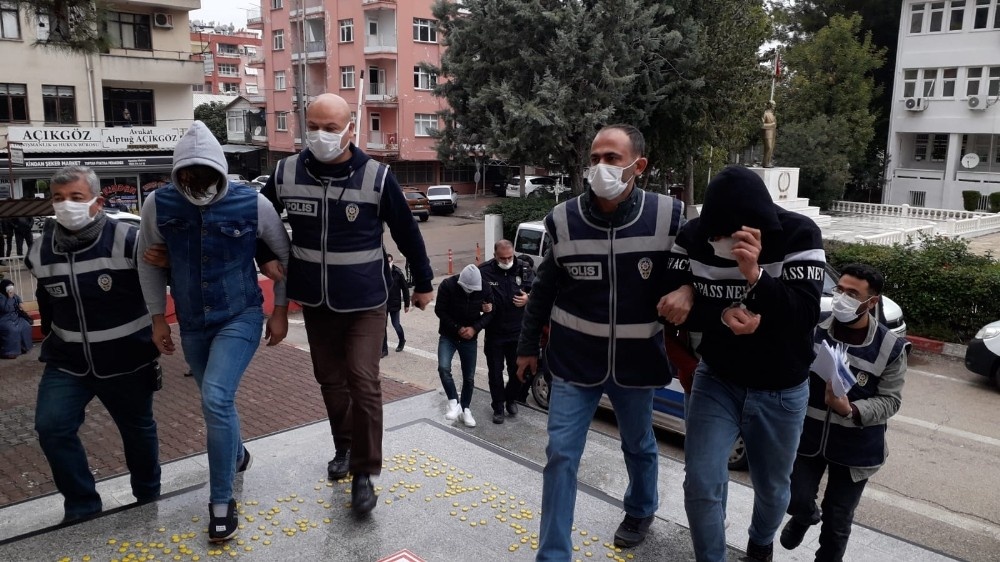 Adana’da bilişim dolandırıcılığı operasyonu: 9 gözaltı