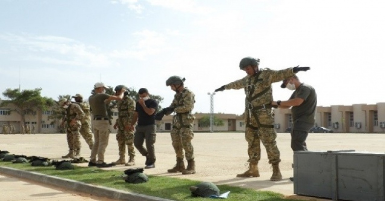 MSB:"120 Libyalı askere Tacura Müşterek Kara Eğitim ve Tatbikat Merkezinde eğitim verilmeye başlanmıştır."