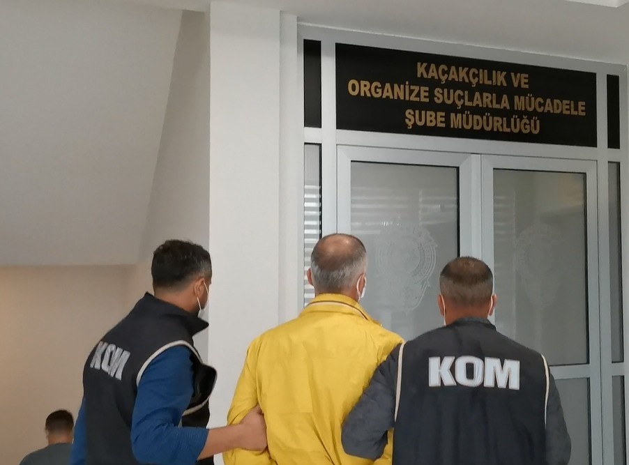 Antalya’da 23 suçtan cezası bulunan şüpheli yakalandı