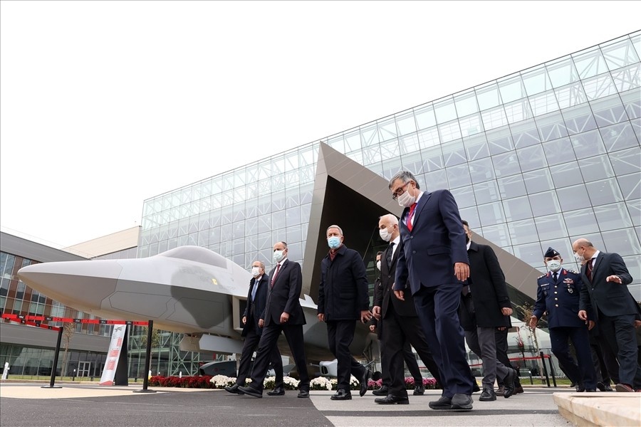 Milli Savunma Bakanı Hulusi Akar ve TSK Komuta Kademesi TUSAŞ’ı ziyaret etti