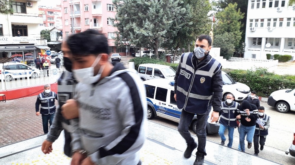 Kozan’da bilişim dolandırıcılığı operasyonunda 7 tutuklama