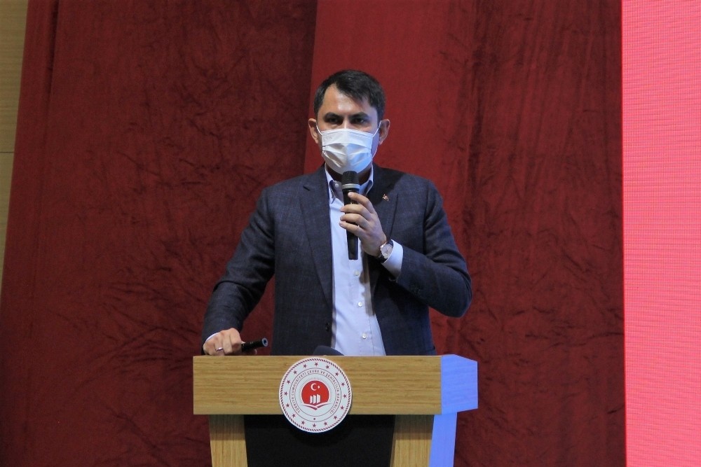 Bakan Kurum: "İnşaatlar kasım ayı içerisinde başlıyor, 1 yılda tamamlanacak"