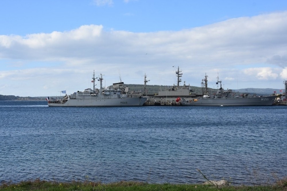 NATO Daimi Mayın Karşı Tedbirleri Deniz Görev Grubu-2 unsuru gemiler Çanakkale’ye liman ziyareti gerçekleştirdi