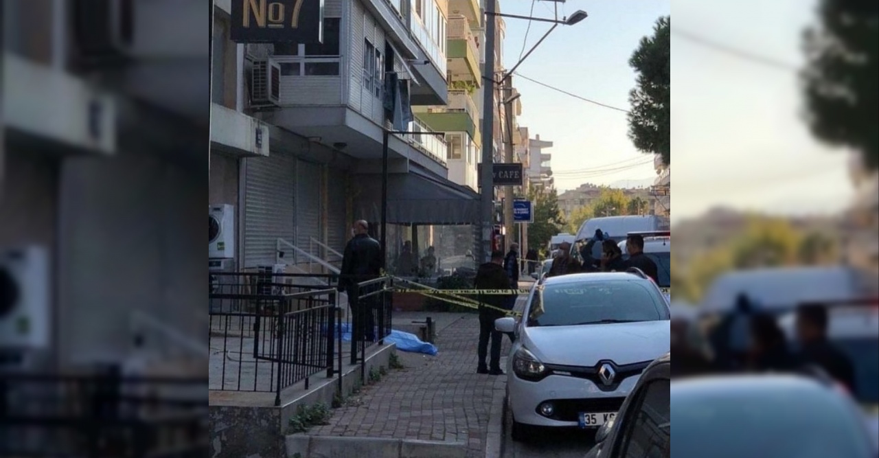 İzmir’de balkondan düşen 76 yaşındaki kadın hayatını kaybetti