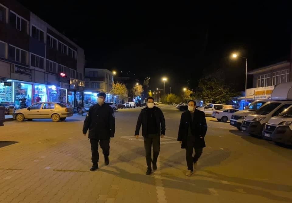 Yenice Kaymakamı Göktaş, sokağa çıkma kısıtlamalarını denetledi