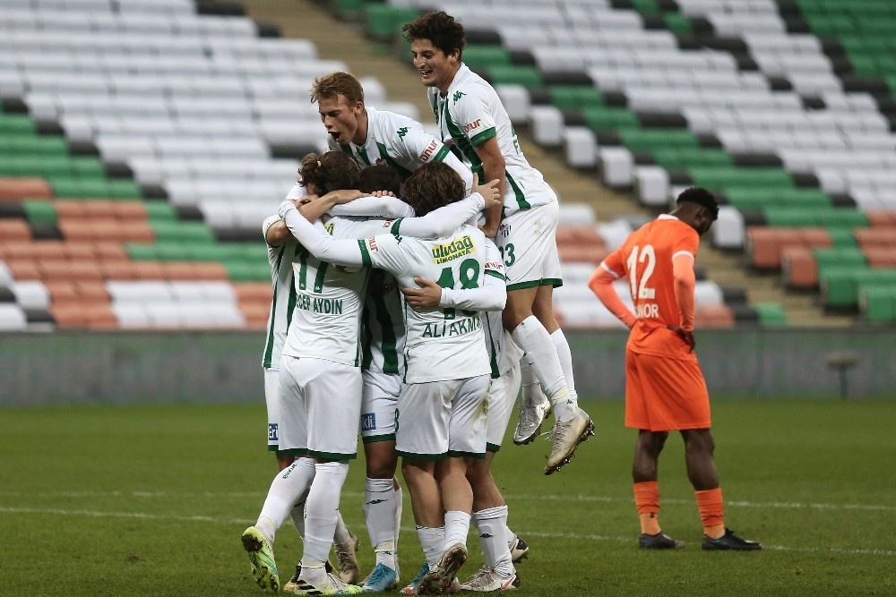 Bursasporlu futbolcular Adanaspor galibiyetini yorumladı