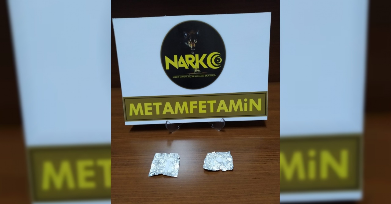 Otobüsten iner inmez uyuşturucu ile yakalandı