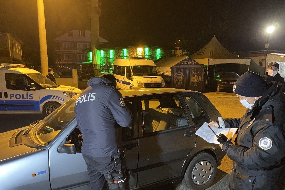Bolu Dağı’ndan izni olmayıp geçenler cezayı yedi