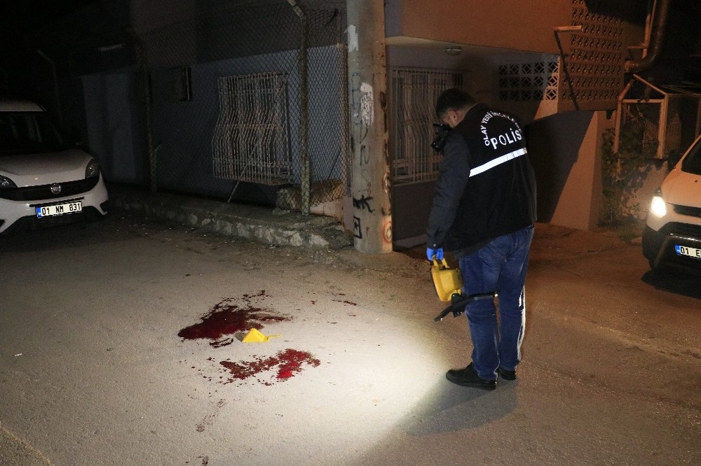 Kısıtlamaya uymayıp sokağa çıktı, husumetlisi tarafından pompalı tüfekle vuruldu