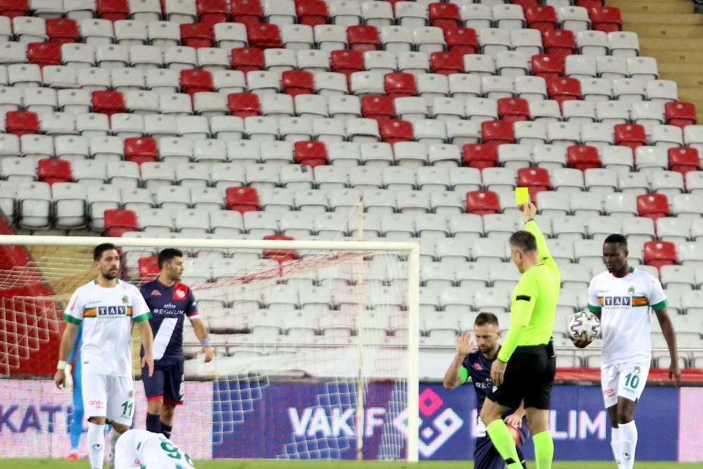 Süper Lig: Fraport TAV Antalyaspor: 0 - Aytemiz Alanyaspor: 2 (Maç sonucu)