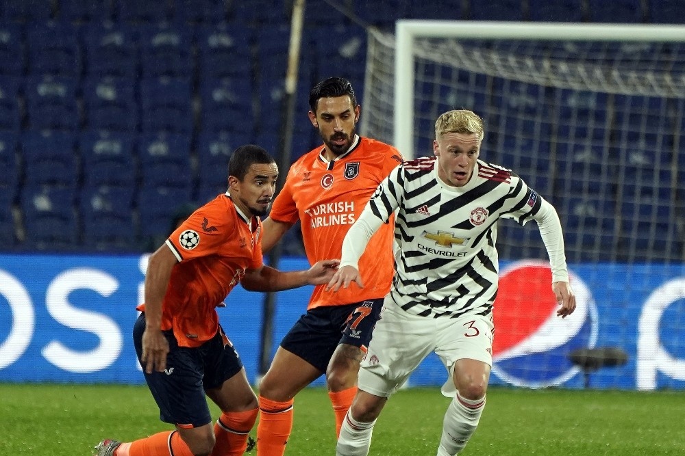 Başakşehir, Manchester United deplasmanında