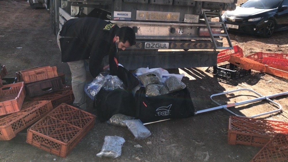 Şanlıurfa’da 600 bin lira değerinde uyuşturucu ele geçirildi