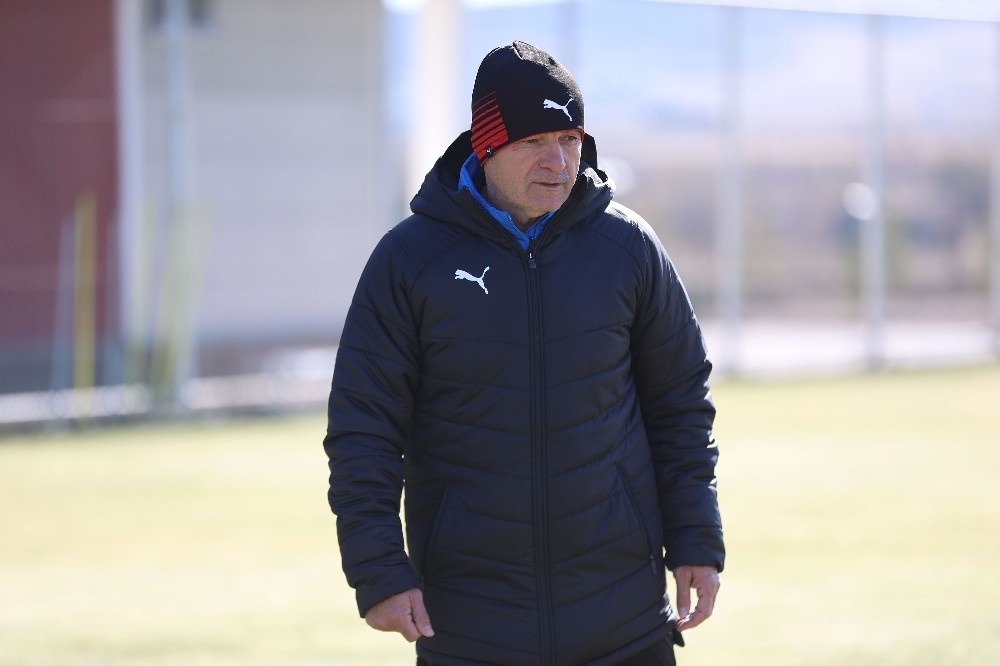 Rıza Çalımbay: “Karabağ maçı bizim final maçımız”