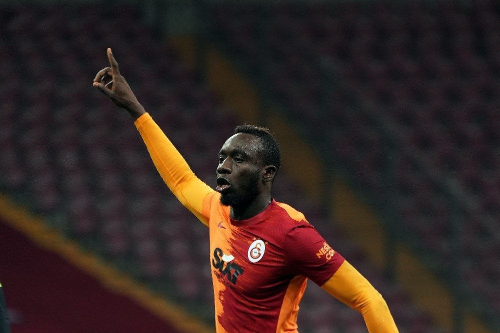 Mbaye Diagne ligdeki ilk golünü attı