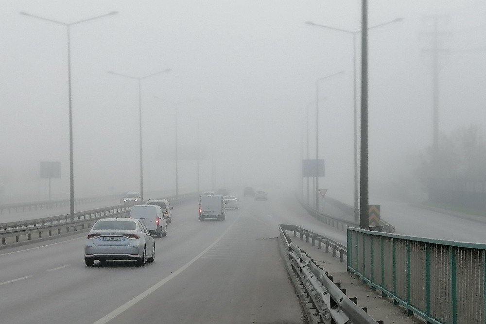 Kocaeli’nde yoğun sis etkili oluyor