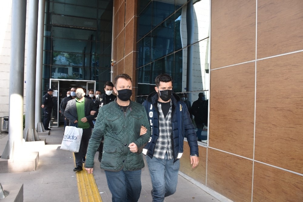Eski CHP’li Menemen Belediye Başkanı cezaevine gönderildi