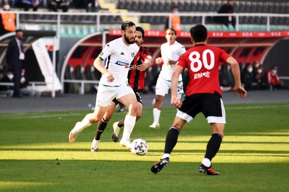 Ziraat Türkiye Kupası: Denizlispor: 0 - Turgutluspor: 1 (İlk yarı)