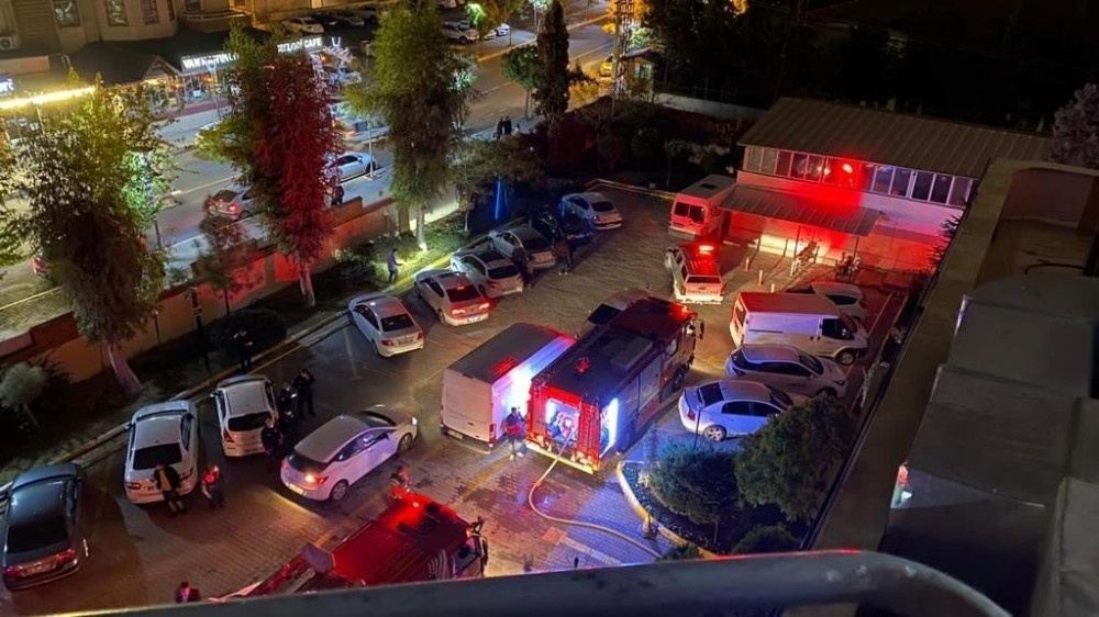 Öğretmenevinde korkutan yangın