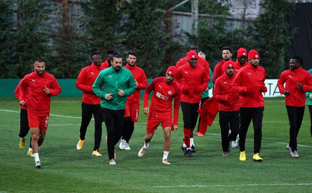 Sivasspor, Karabağ maçına hazır