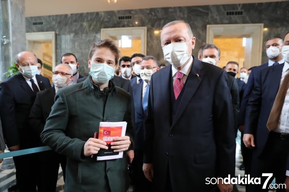 Milletvekili Özel’in, oğlunun kaleme aldığı kitabın önsözünü Cumhurbaşkanı Erdoğan yazacak