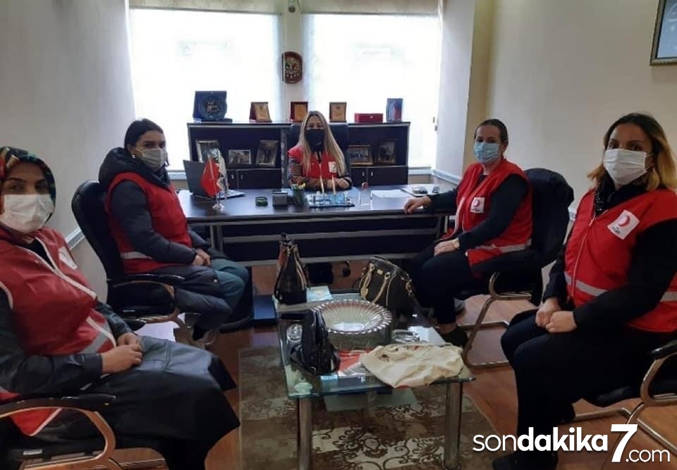 Ünye’de Kızılay kadınlara emanet