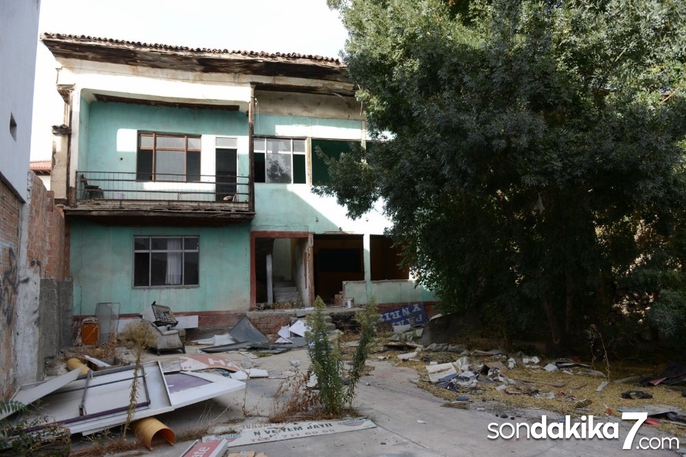 Bir hayal ile yola çıkıldı, tarihi yapılar yeniden ayağa kalkmaya başladı