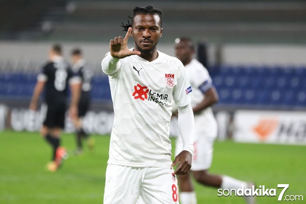 Kayode, UEFA maçlarında 4’te 4 yaptı