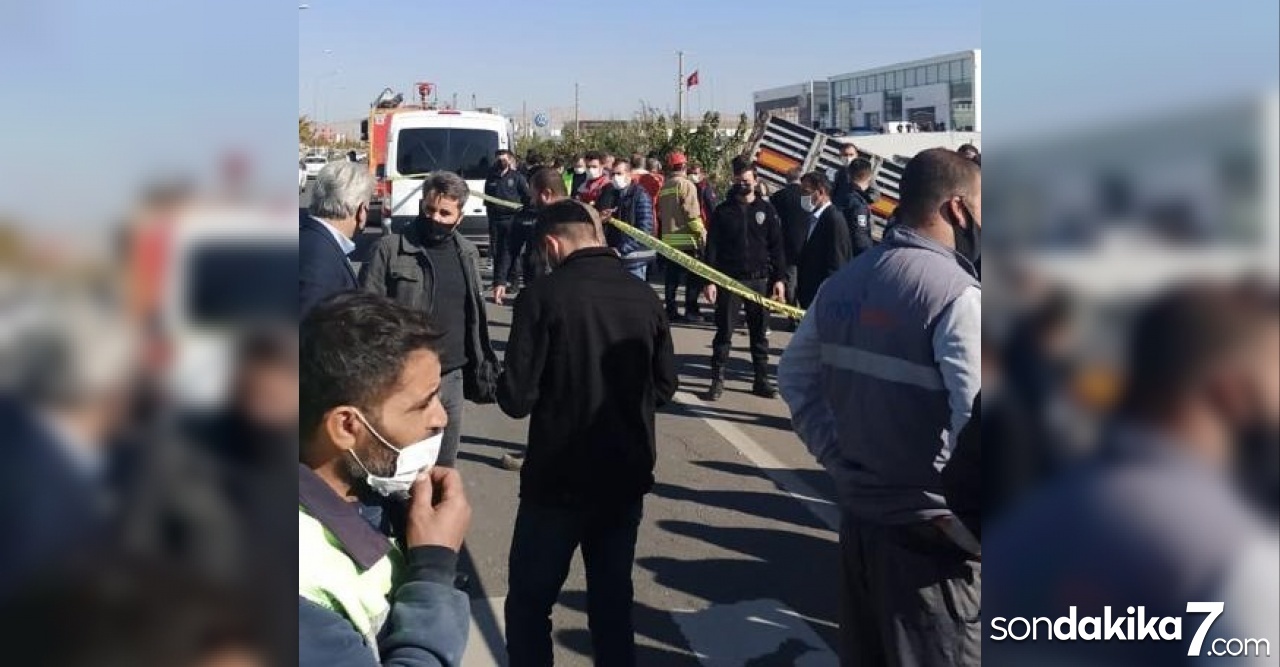 Mardin’de tır otobüs durağına daldı: 1 ölü, 1 yaralı