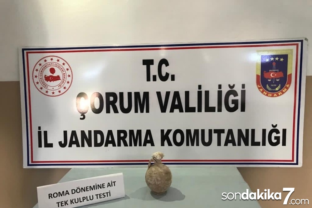Tarihi eser kaçakçısı müşteri kılığındaki jandarmaya yakalandı