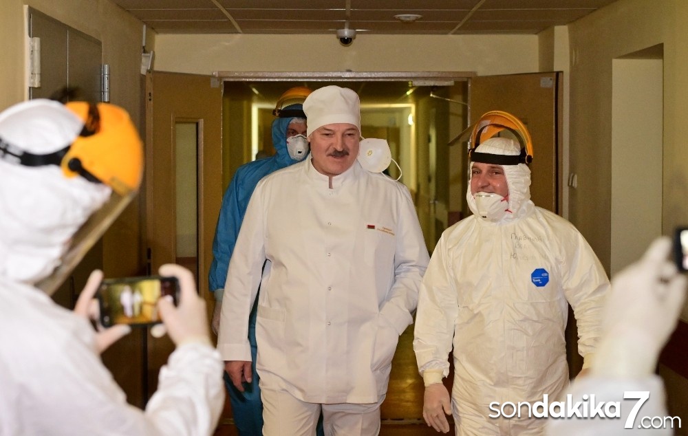 Lukaşenko: "Yeni Anayasadan sonra devlet başkanı olarak çalışmayacağım"