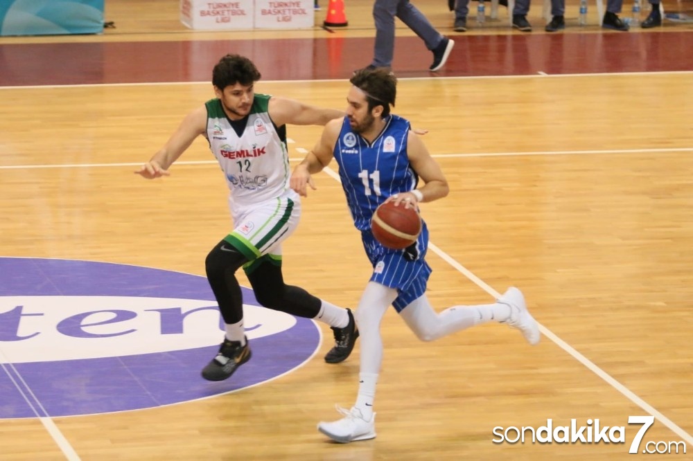 Erkekler Basketbol 1. Ligi: Budo Gemlik: 76 - Kocaeli Büyükşehir Belediyesi Kağıtspor: 97