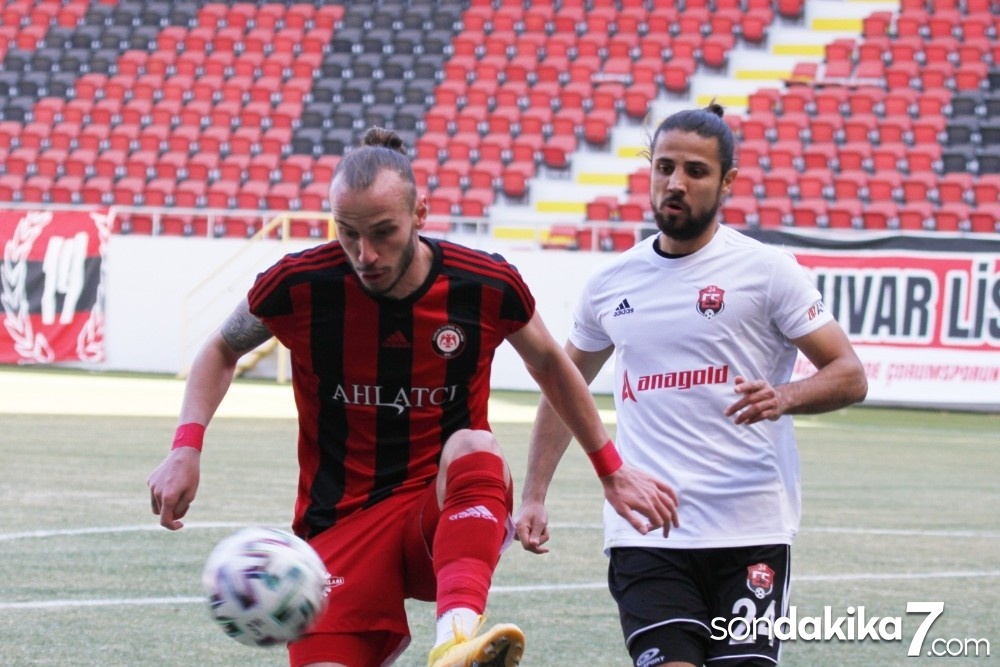 2. Lig: Yeni Çorumspor: 2 - A. 24 Erzincanspor: 2