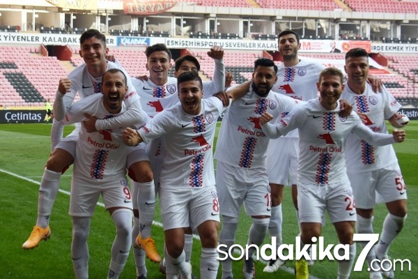 İzmir takımları fırtına gibi esti
