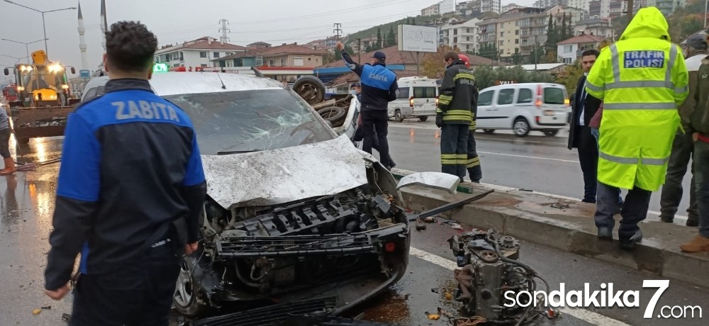 Altı araç birbirine girdi: 1 ölü, 10 yaralı