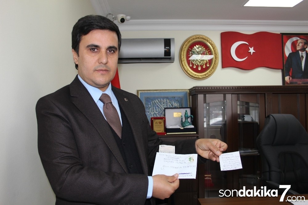 Parası olmadan kabul edildiği halk otobüsünün ücretini mektupla gönderdi