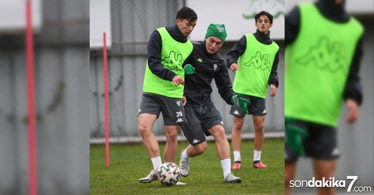 Bursaspor, taktik antrenman yaptı