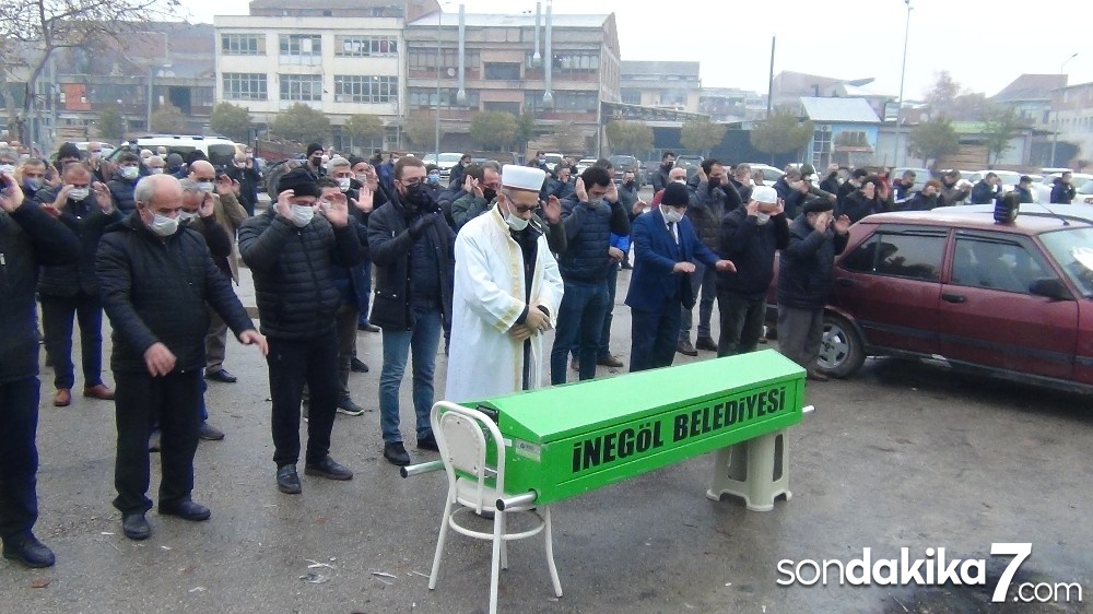 Koronadan ölen muhtar son yolculuğuna uğurlandı