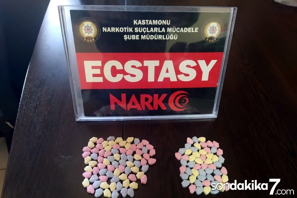 132 ecstasy hap ile yakalanan şahıs tutuklandı