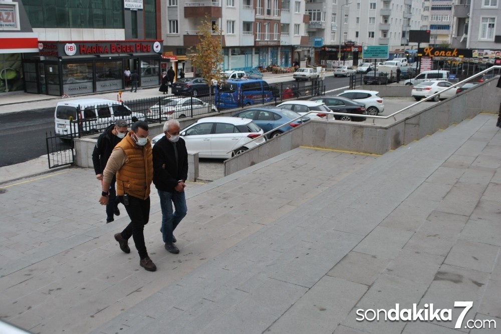 Eşini bıçaklayan koca Bakırköy’e sevk edildi