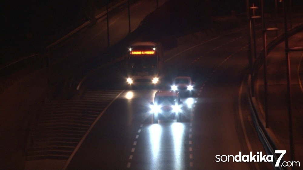 İstanbul’da kısıtlama sonrası hareketlilik başladı